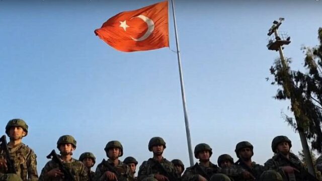 Για αποτροπή πραξικοπήματος κάνει λόγο η τουρκική κυβέρνηση