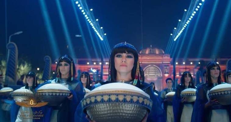 Η “Χρυσή Παρέλαση” των Φαραώ στο Κάιρο (φωτό-βίντεο)