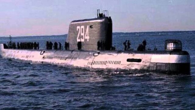 K-19: Το σοβιετικό πυρηνοκίνητο υποβρύχιο της Αποκάλυψης, Παντελής Καρύκας