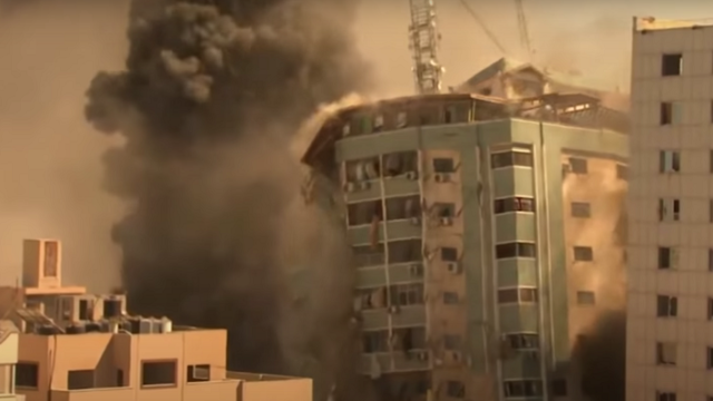 Το Ισραήλ ισοπεδώνει το Al-Jazeera στην Γάζα