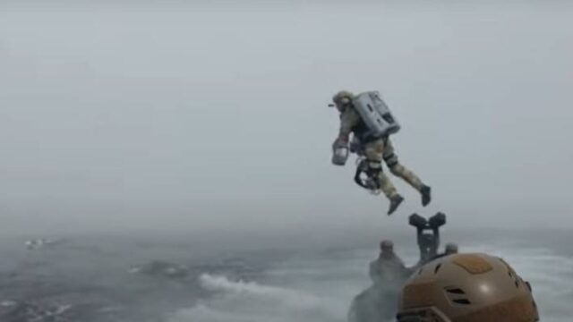 Βρετανία: Ο ιπτάμενος κομάντο του Βασιλικού ναυτικού