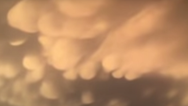 Τα παράξενα σύννεφα mammatus στην Λάρισα