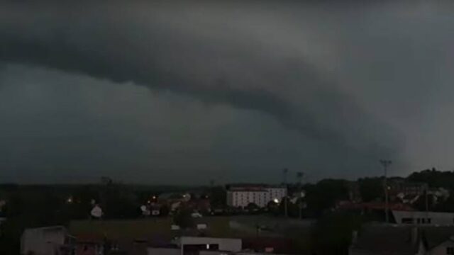 Σούπερ καταιγίδα χτυπάει την Γαλλία