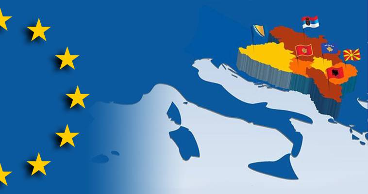 Η ΕΕ συναντάει τους Βαλκάνιους "φτωχούς συγγενείς", Γιώργος Πρωτόπαπας