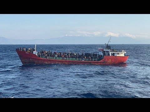42 παράνομοι μετανάστες στους Καλούς Λιμένες