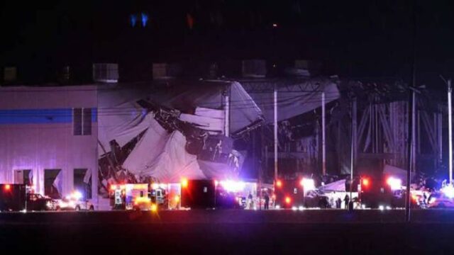 ΗΠΑ: Νεκροί στην αποθήκη της Amazon (video)