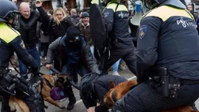 Η ολλανδική αστυνομία διαλύει διαδήλωση κατά του lockdown (video)