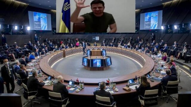 Ουκρανικό: Όπλα για το Κίεβο και πίεση σε Μόσχα αποφάσισε το ΝΑΤΟ