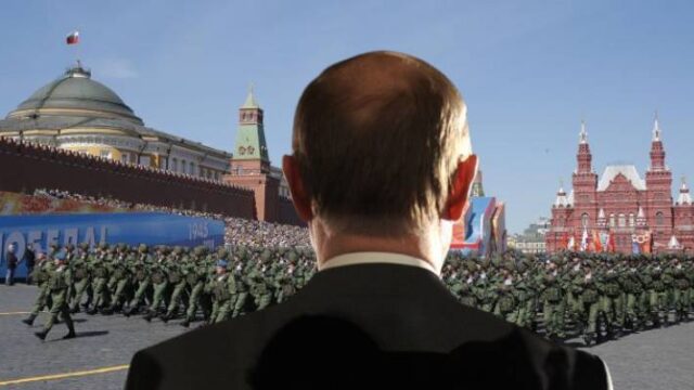 "Αποτρέψαμε δυτική επίθεση" είπε ο Πούτιν – Live η παρέλαση στην Μόσχα