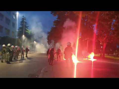 Θεσσαλονίκη: Σοβαρά επεισόδια τα ξημερώματα έξω από το ΑΠΘ