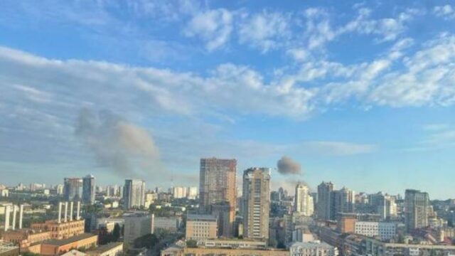 Πυραυλικές επιθέσεις στο Κίεβο - Επλήγη και το σπίτι της προξένου της Ελλάδας,