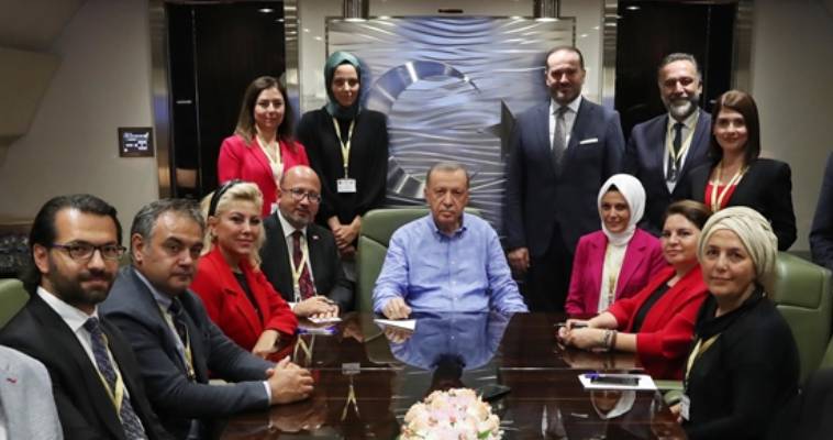 Ερντογάν προς Κούρδους: "Μπορεί να έρθουμε μια νύχτα ξαφνικά... ",