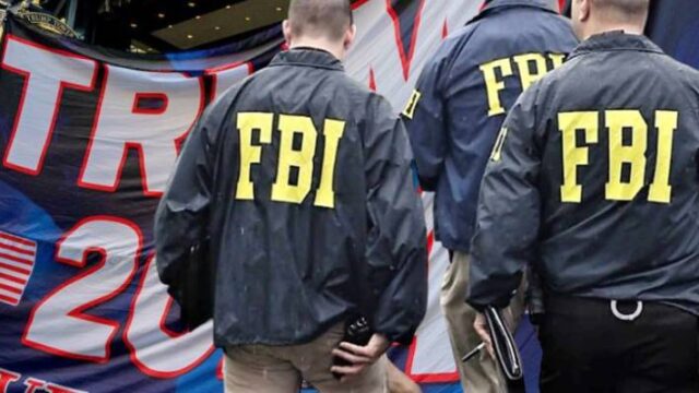 Το FBI κατάσχεσε κινητά τηλέφωνα του δημάρχου Νέας Υόρκης