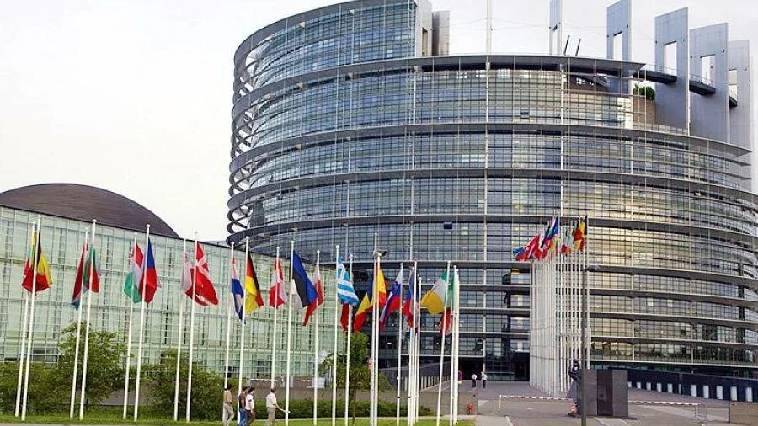Υποκλοπές: Έκτακτη συνεδρίαση του Ευρωκοινοβουλίου στις 8 Σεπτεμβρίου