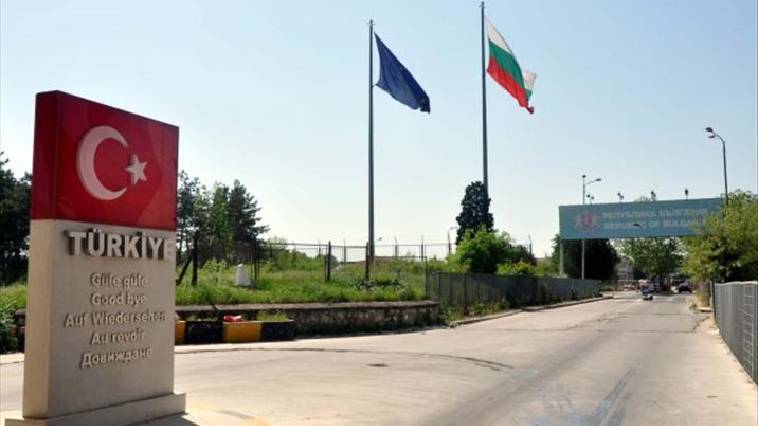 Συναγερμός στα σύνορα Βουλγαρίας - Τουρκίας για μετανάστες