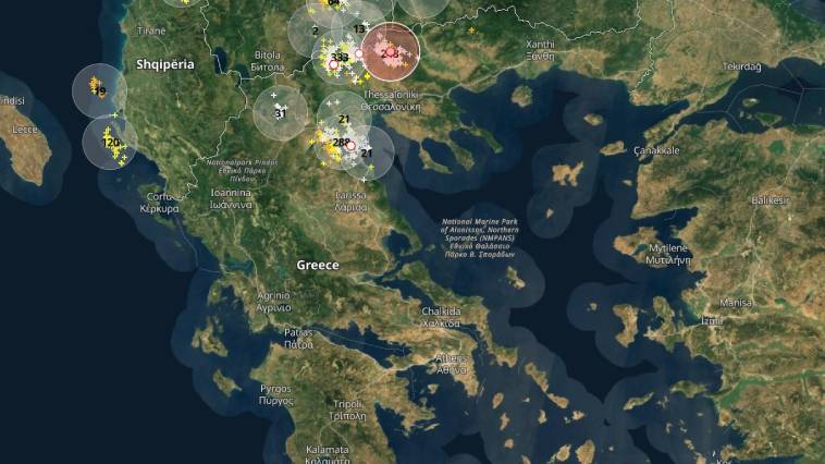 Βροχές και καταιγίδες στα βόρεια - Πλημμύρισε η Θεσσαλονίκη (video),