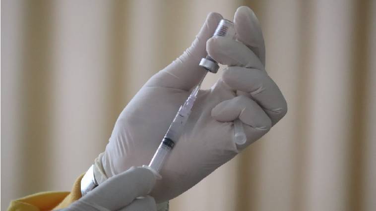 Έρχονται δύο επικαιροποιημένα εμβόλια για Omikron – Έγκριση από EMA