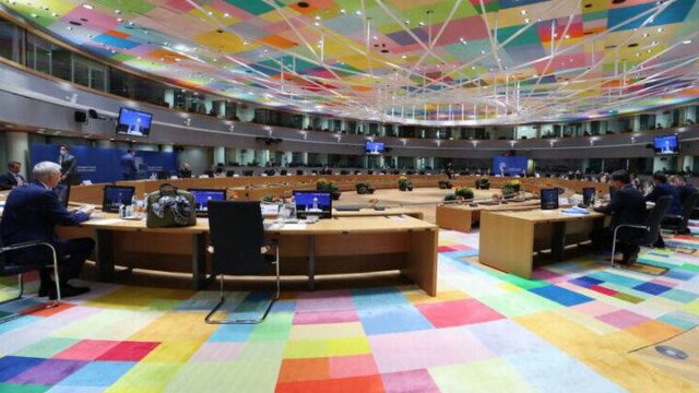 Συμφωνία των 27 της ΕΕ για παράταση των κυρώσεων στη Ρωσία