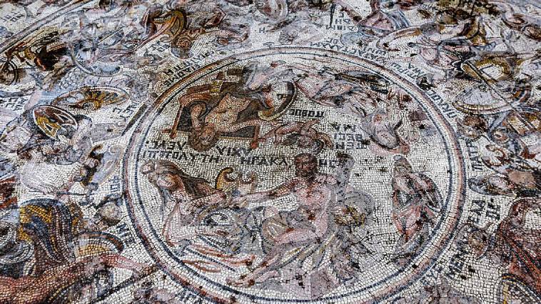 Ελληνικό μωσαϊκό της ρωμαϊκής εποχής στην Έμεσα της Συρίας, Όλγα Μαύρου