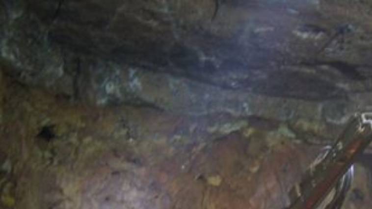 Ένας νεκρός και δύο εγκλωβισμένοι σε στοά των μεταλλείων στη Βάργιανη