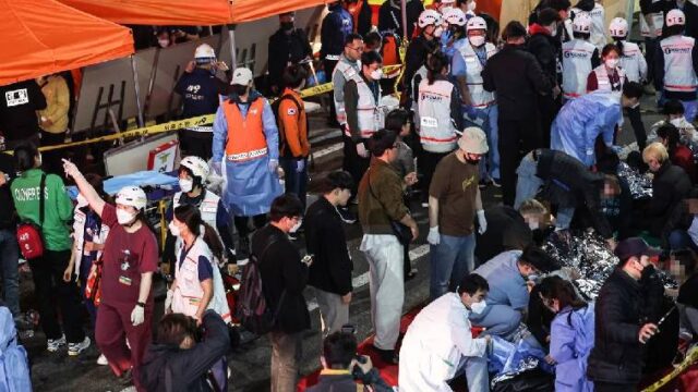 Πως εκτυλίχτηκε η τραγωδία με νεκρούς και τραυματίες στους δρόμους της Σεούλ (videos)