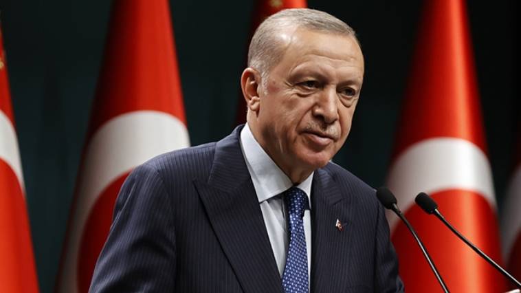 Ο Ερντογάν καλεί τις ισλαμικές χώρες σε μέτωπο κατά της Ελλάδας