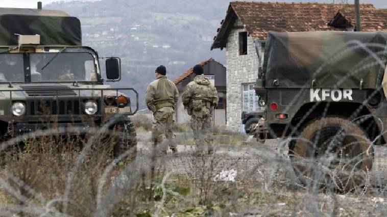 Κλιμακώνεται η ένταση στο Κόσοβο - Σε επιφυλακή ο σερβικός στρατός,