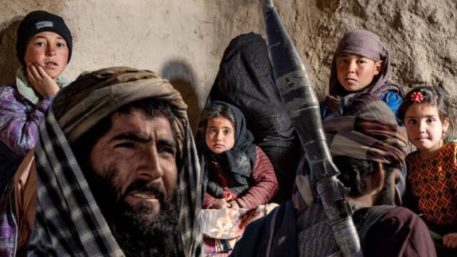 Φεύγουν από το Αφγανιστάν και οι ΜΚΟ - Απαγόρευση εργασίας στις Αφγανές,
