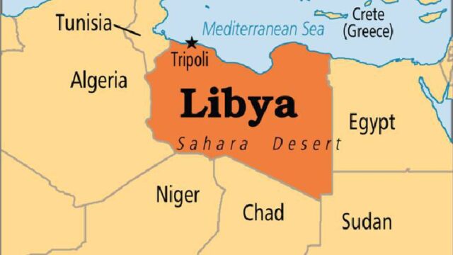 Ομαδικός τάφος μεταναστών εντοπίστηκε στην Λιβύη