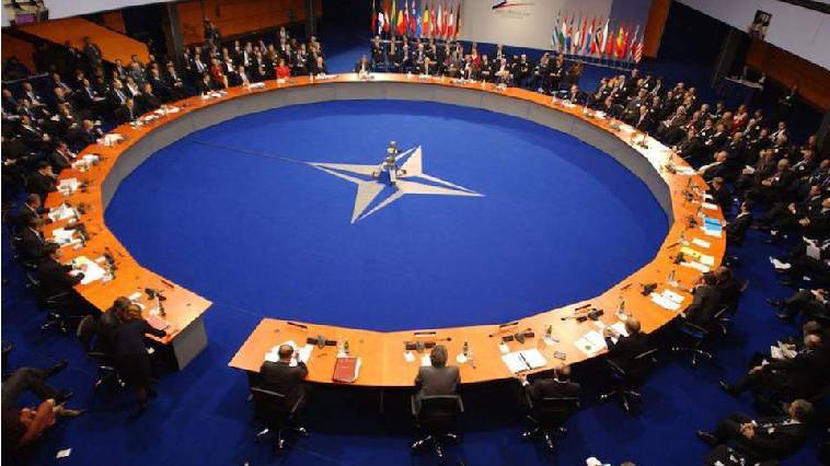 NATO: Αυξάνει τον προϋπολογισμό λόγω Ουκρανικού