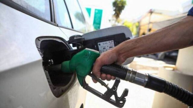 Γιατί ενώ πέφτει το πετρέλαιο δεν πέφτουν οι τιμές των καυσίμων; , Γιώργος Αδαλής