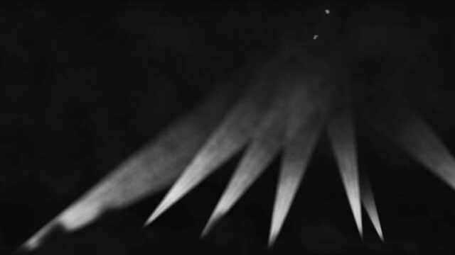 1942: Άγνωστα ιπτάμενα αντικείμενα πάνω από το Λος Άντζελες! Παντελής Καρύκας