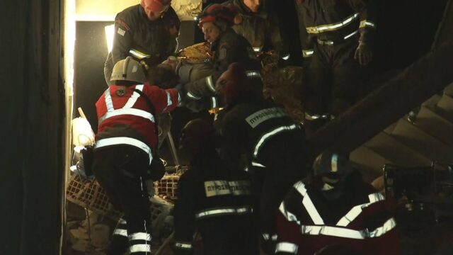 Πως έσωσαν την 20χρονη Αϊριν μέσα από τα ερείπια οι άντρες της ΕΜΑΚ (video)