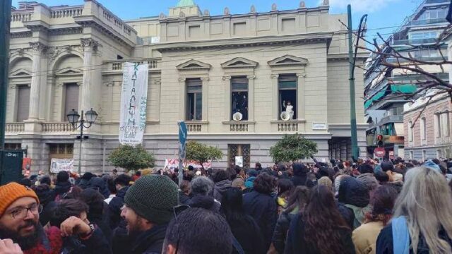 Γιατί παραιτήθηκαν οι διδάσκοντες της Δραματικής Σχολής του Εθνικού Θεάτρου