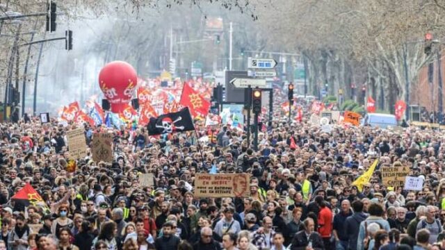 Γαλλία: Νέα επεισόδια στις διαδηλώσεις για το ασφαλιστικό