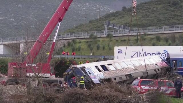 Για όλα φταίει ο σταθμάρχης, α και μία καθαρίστρια!