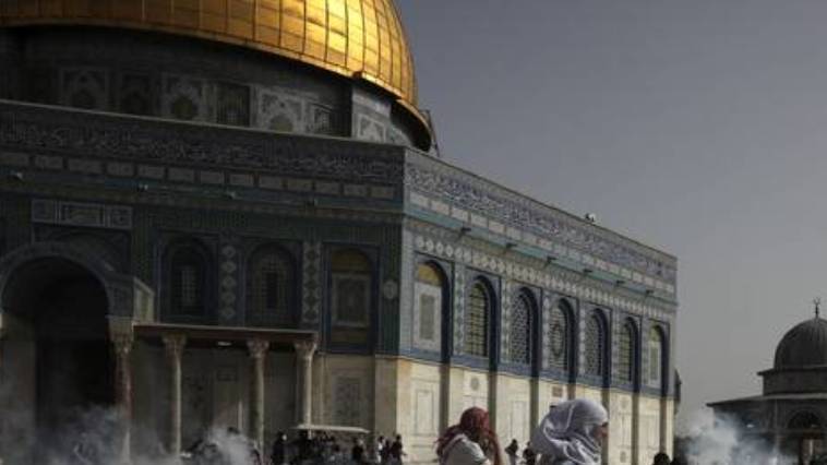 Συγκρούσεις στην Ιερουσαλήμ για Πάσχα και Ραμαζάνι - Συλλήψεις στο al Aqsa,
