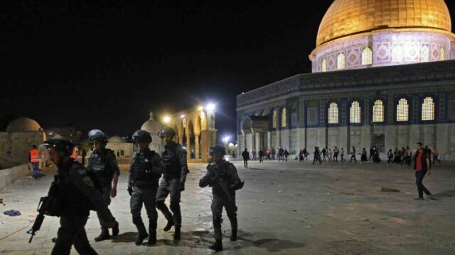 Συνεχίζονται τα επεισόδια στο Al Aqsa - Στον ΟΗΕ η Παλαιστινιανή Αρχή,