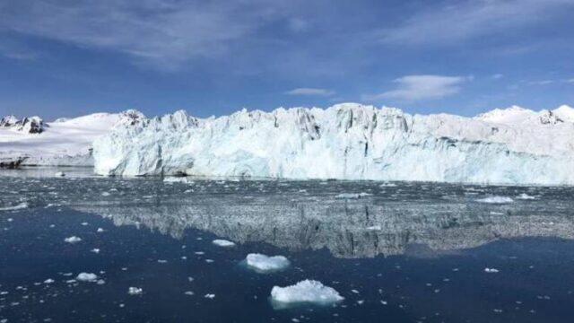 Εξαφανίζονται παγετώνες και παγόβουνα - Η δραματική έκθεση του WMO,