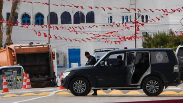 Τυνήσιος αστυνομικός ο δράστης επίθεσης στη συναγωγή της Τζέρμπα,