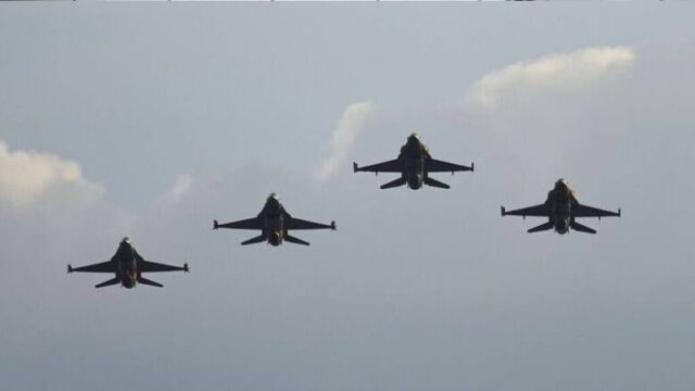 Σε "μεταφορά ελληνικών F-16 στην Ουκρανία" αναφέρεται το Newsweek – Tί λένε πηγές του ΥΠΕΘΑ