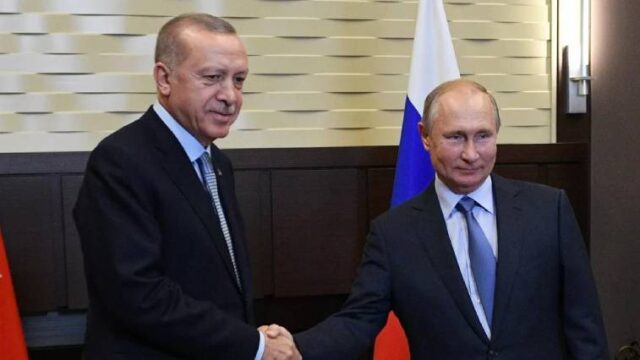 Αναβλήθηκε η επίσκεψη Πούτιν στην Κωνσταντινούπολη;