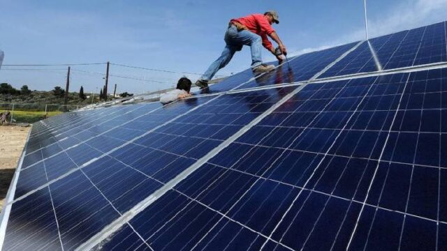 Αριστοτέλης Χαντάβας στο Solar Power Summit: Περισσότεροι από 1εκ εργαζόμενοι θα απασχολούνται στην ηλιακή ενέργεια στην Ευρώπη, μέχρι το 2025.