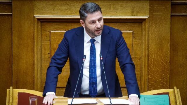 Ανδρουλάκης: Δεν πανηγύριζει το ΠΑΣΟΚ, στόχος μας δεν είναι ο ΣΥΡΙΖΑ