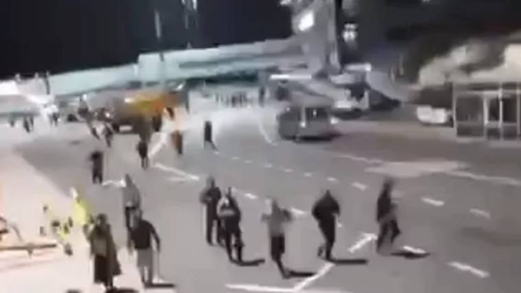 Εικόνες τρόμου στο αεροδρόμιο του Νταγκεστάν σε πτήση από το Ισραήλ,
