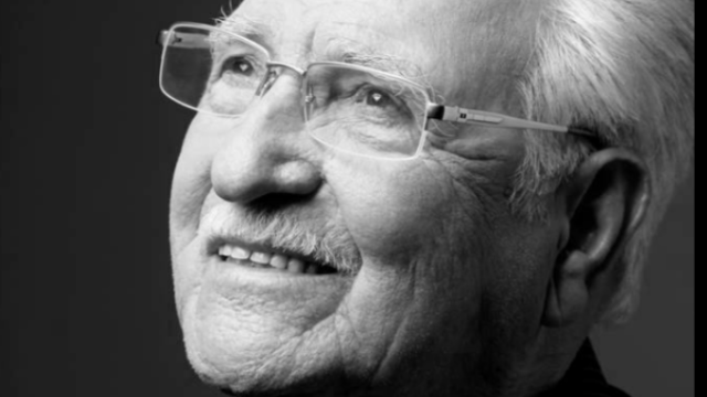 Έφυγε για το “μεγάλο ταξίδι” ο Χρόνης Αηδονίδης, το “αηδόνι της Θράκης”