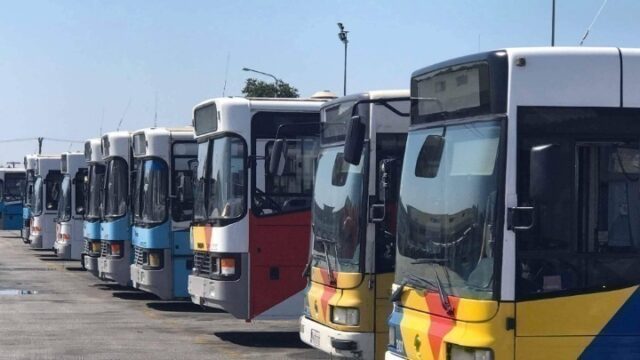 Τα πρόστιμα για όσους δεν διευκολύνουν ΑμεΑ στα μέσα μεταφοράς – Πόσα πατίνια σε κάθε λεωφορείο
