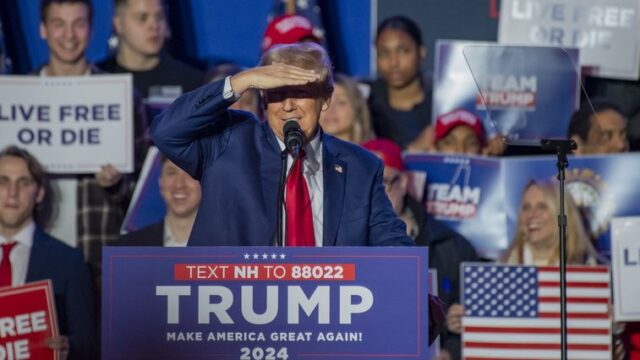 Το Mein Kampf του Τραμπ προκαλεί πολιτικό σάλο στις ΗΠΑ - Η αντίδραση Μπάιντεν