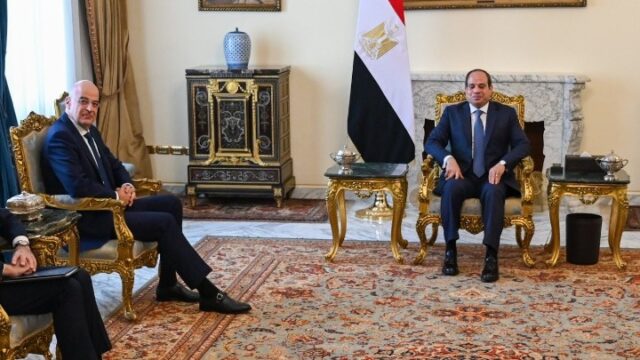 Συνάντηση Δένδια με τον επανεκλεγέντα πρόεδρο της Αιγύπτου Αλ Σίσι,