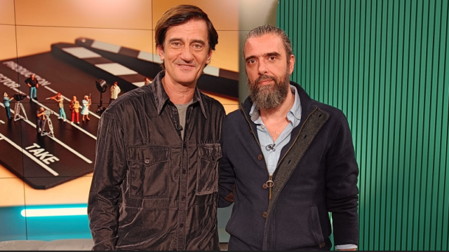 Σωτήρης Τσαφούλιας: O σκηνοθέτης της νέας σειράς της COSMOTE TV «17 Κλωστές» στην εκπομπή «Watch Next»